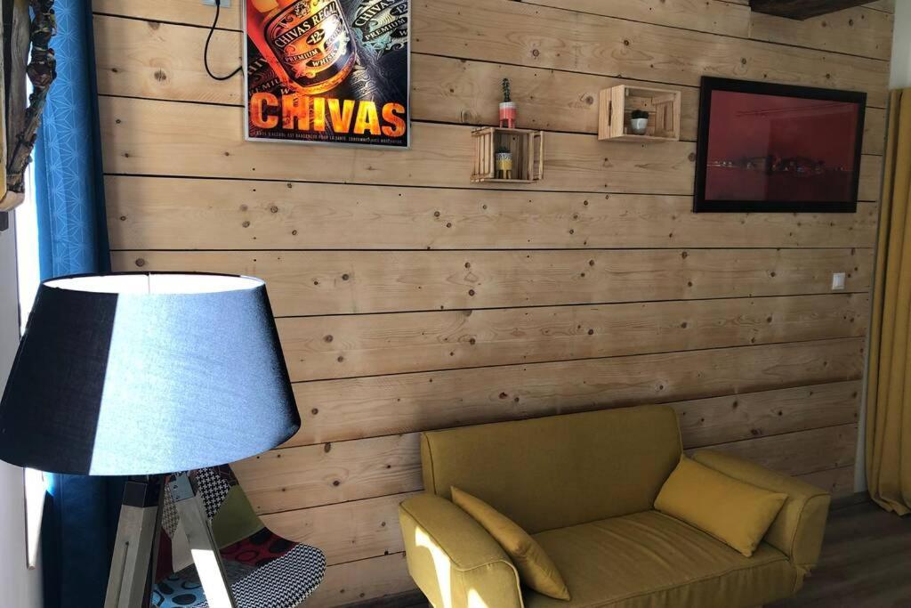 Laon : « Suite Privee Au Pied De La Cathedrale » Bagian luar foto