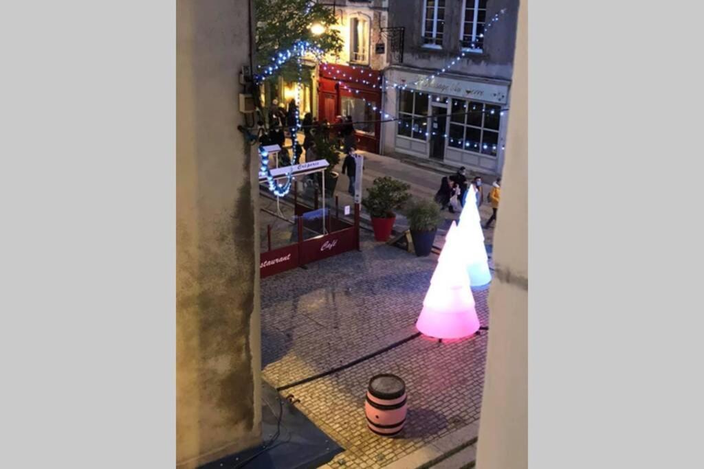 Laon : « Suite Privee Au Pied De La Cathedrale » Bagian luar foto