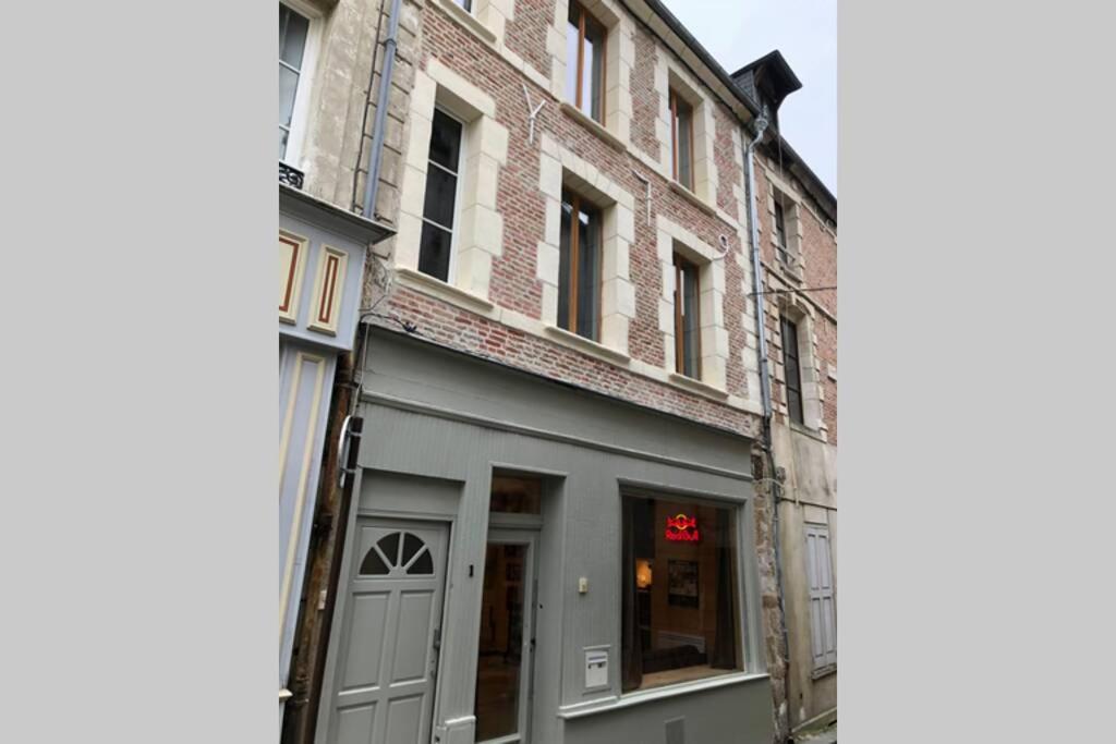 Laon : « Suite Privee Au Pied De La Cathedrale » Bagian luar foto
